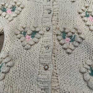 🤍 Vita Grace Hand-Knit Floral Cardigan Sweater | Size Large 🤍